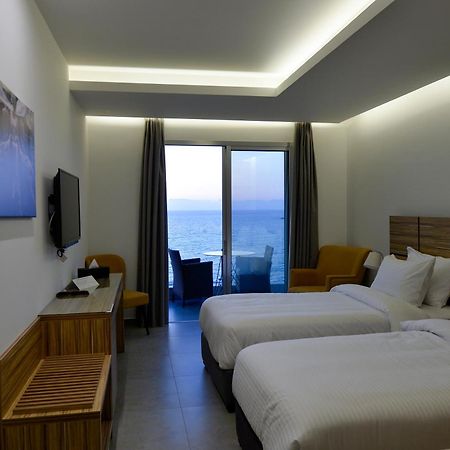 Zett Hotel จูนิเย ภายนอก รูปภาพ